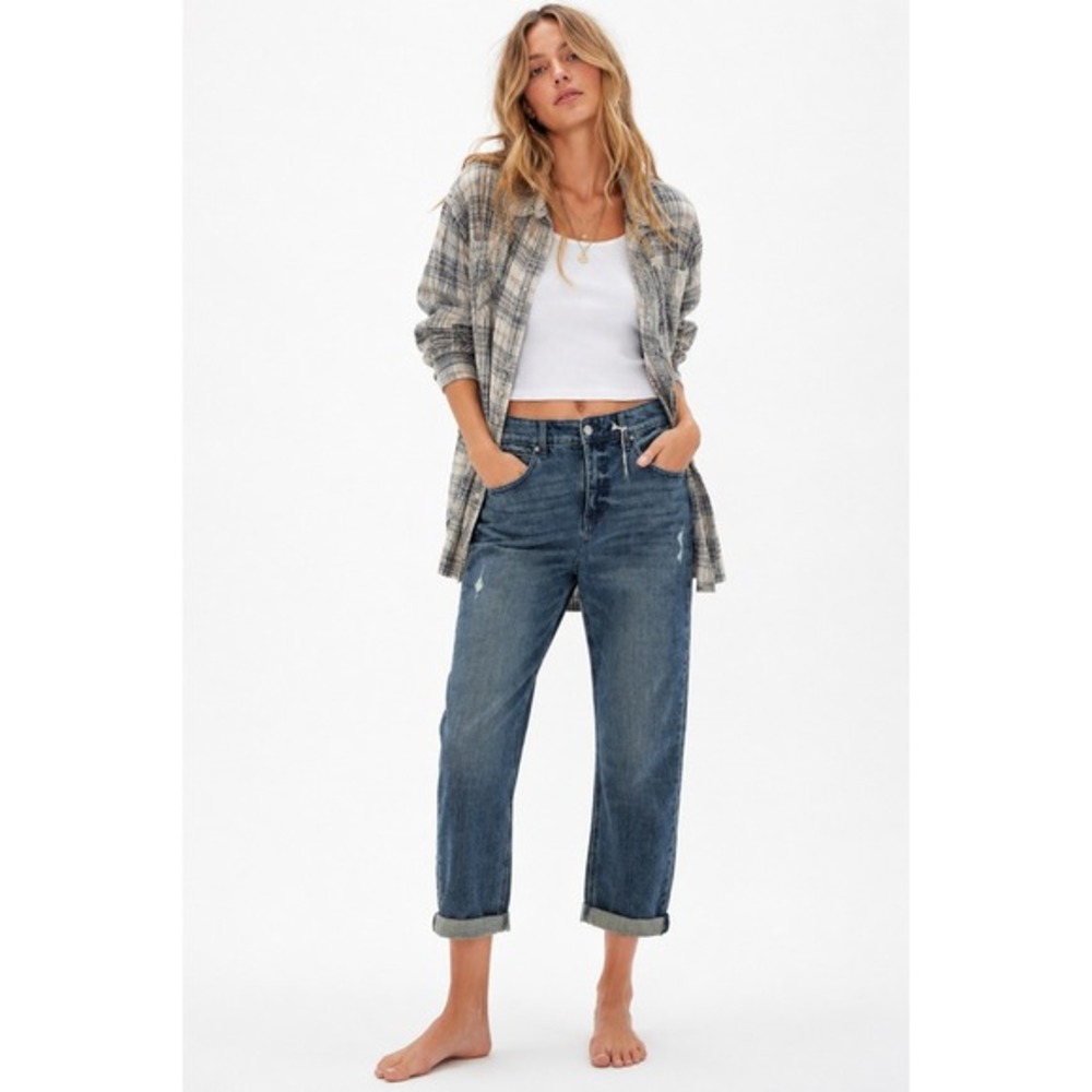 Blue By Artemis Women Cuffed Relaxed Straight Jeans Indigo‎ Size 4 NWT